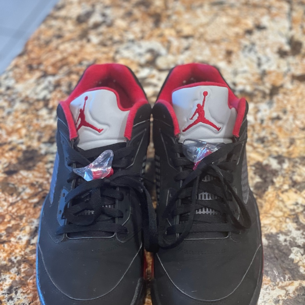Like New Authentic 
Air Jordan 5 Retro Low Alternate 90